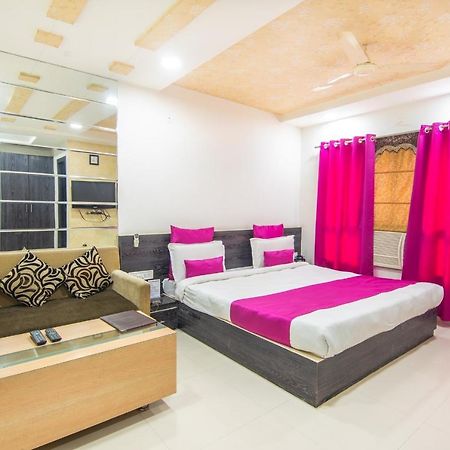 Hotel Morya Regency Hamidia Road à Bhopal Extérieur photo