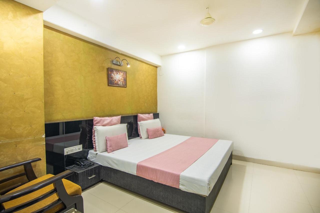 Hotel Morya Regency Hamidia Road à Bhopal Extérieur photo