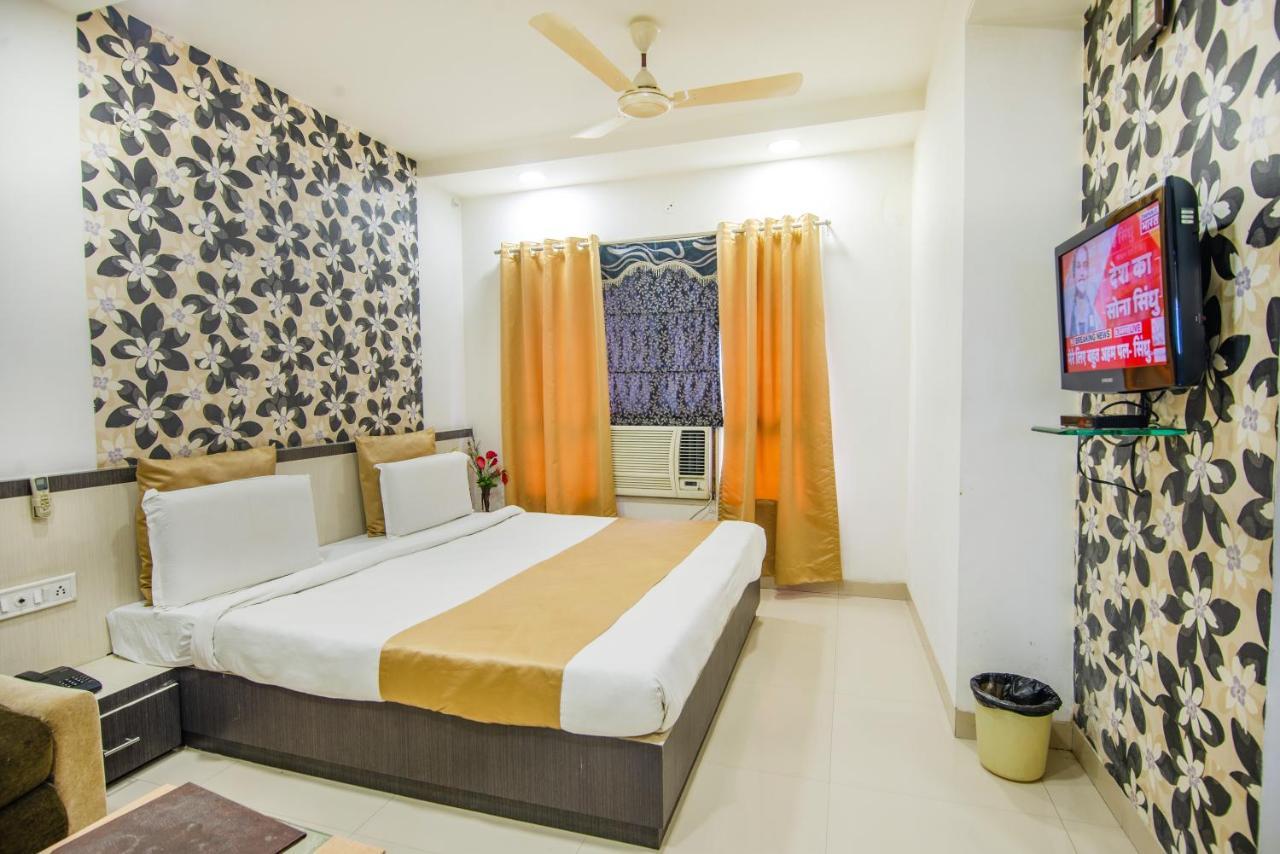 Hotel Morya Regency Hamidia Road à Bhopal Extérieur photo